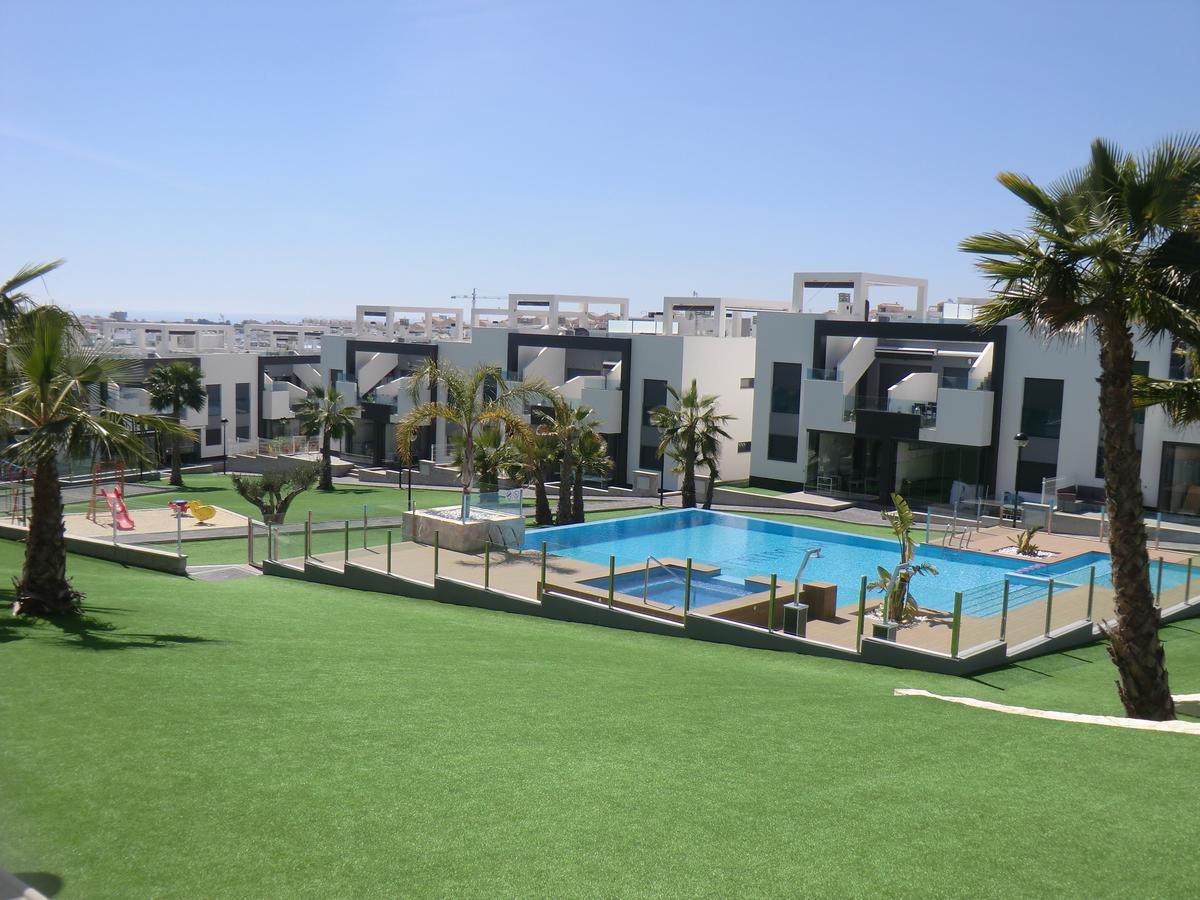 Casas Holiday - Los Altos 托雷维耶哈 外观 照片